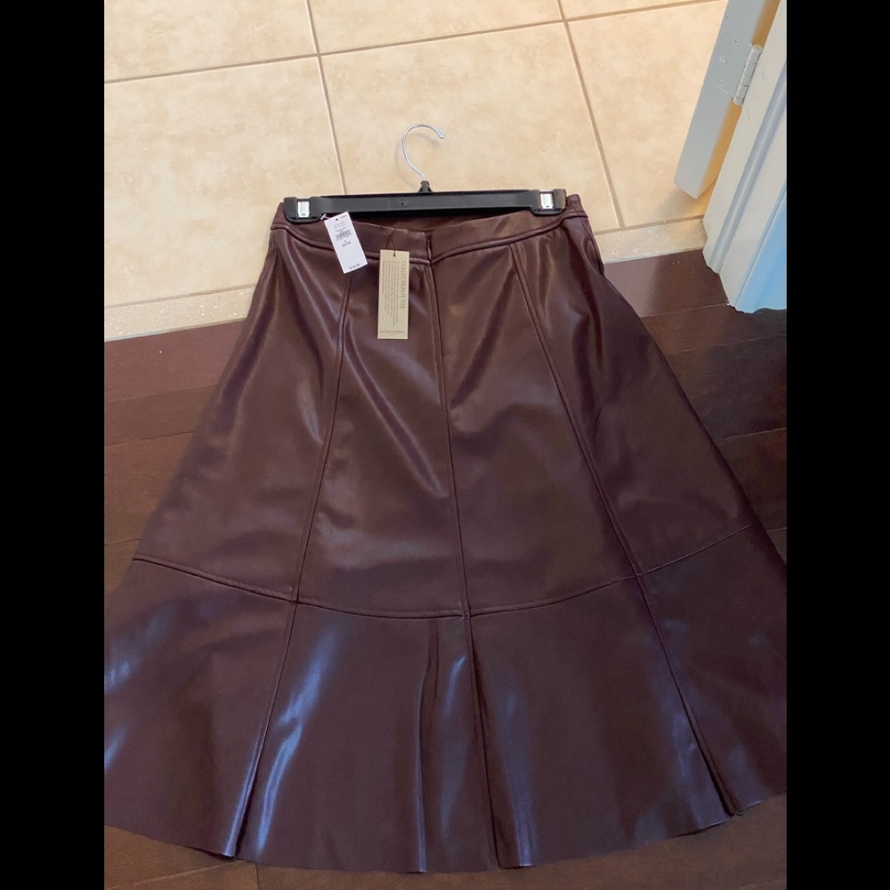 Faux leather flare skirt burgundy